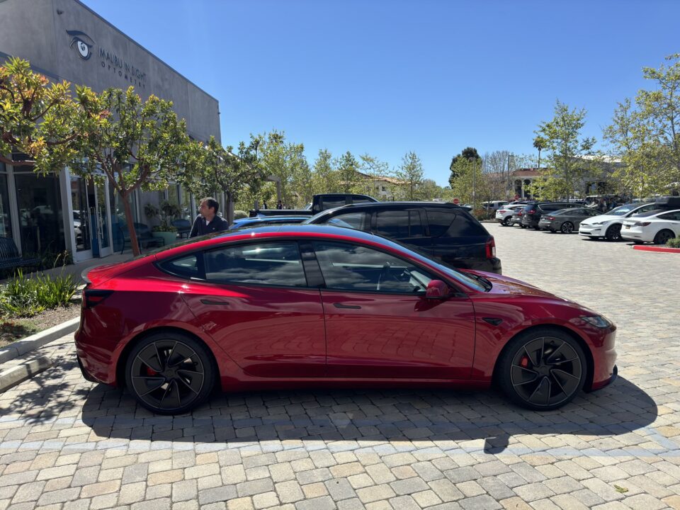 Tesla Model 3 ludicrous 3