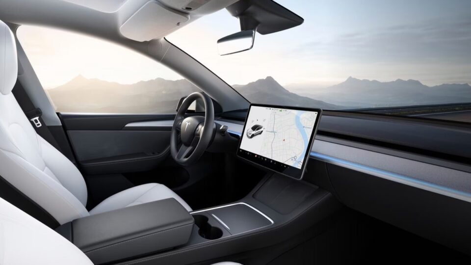 Tesla Model Y Juniper จะยังไม่มาในปีนี้ Elon Musk ย้ำอีกรอบ